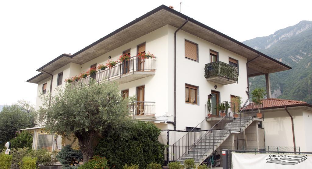 Affittacamere La Martina Vigano San Martino Esterno foto